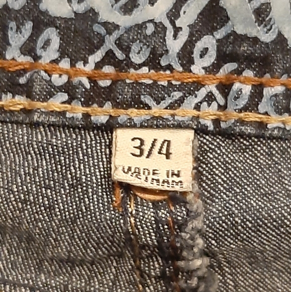XOXO Dark Wash low rise Jeans. - Picture 3 of 5